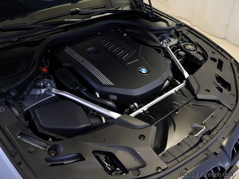 Certified 2023 BMW 540i xDrive w/ M Sport Package image 37