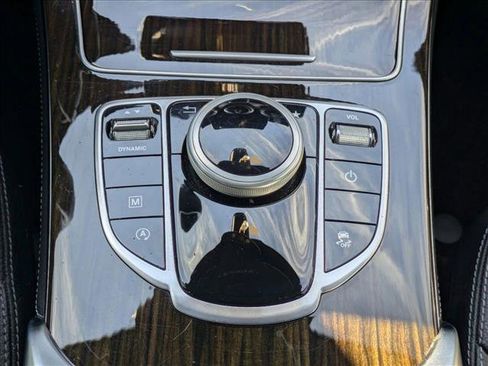 Used 2017 Mercedes-Benz GLC 300 4MATIC image 16