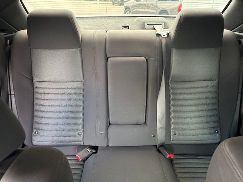 Used 2012 Dodge Challenger R/T RWD image 33