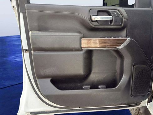 Used 2020 Chevrolet Silverado 2500 LT w/ Z71 Off-Road Package image 15