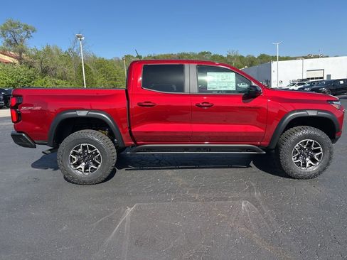 New 2026 Chevrolet Colorado ZR2 w/ Technology Package AWD/4WD image 4