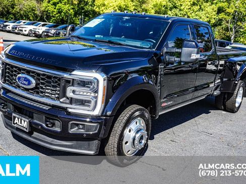 Used 2025 Ford F450 Platinum w/ FX4 Off-Road Package image 15