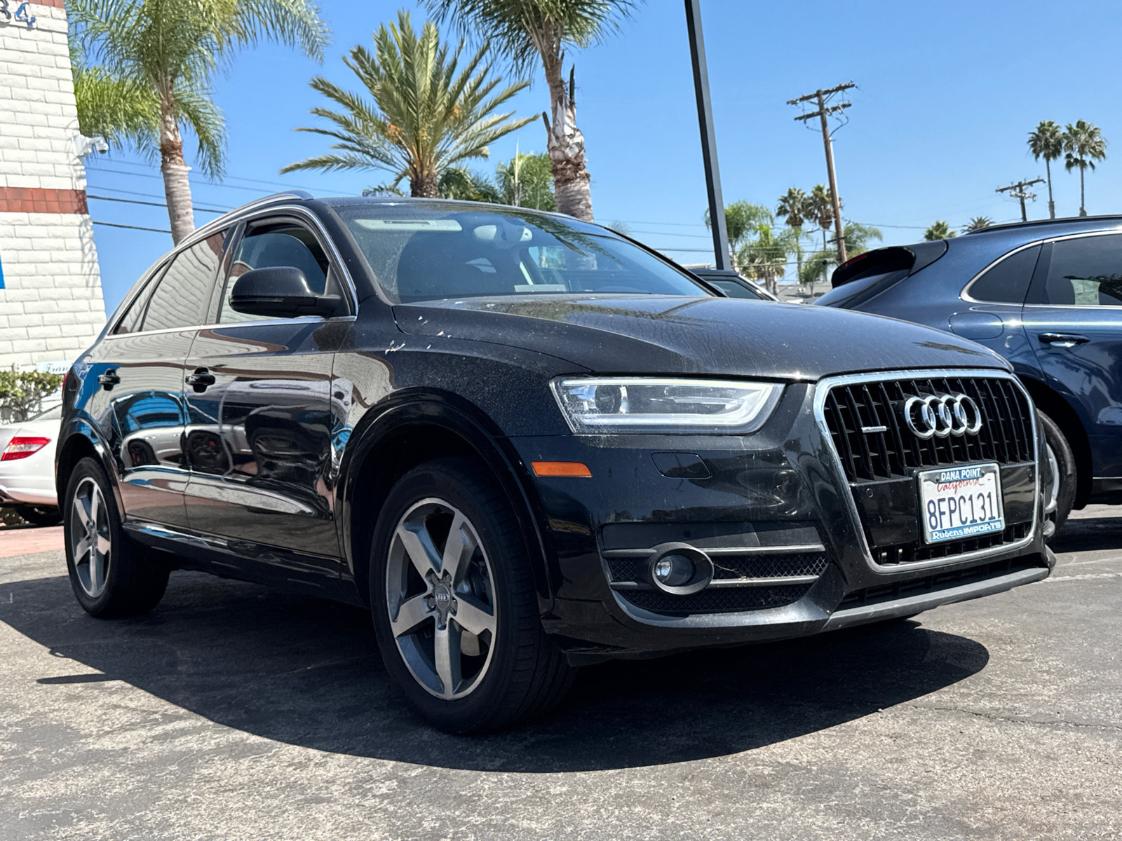 Used 2015 Audi Q3 2.0T Prestige w/ Prestige Package AWD/4WD image 2