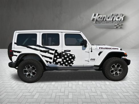 Used 2018 Jeep Wrangler Unlimited Rubicon AWD/4WD image 9