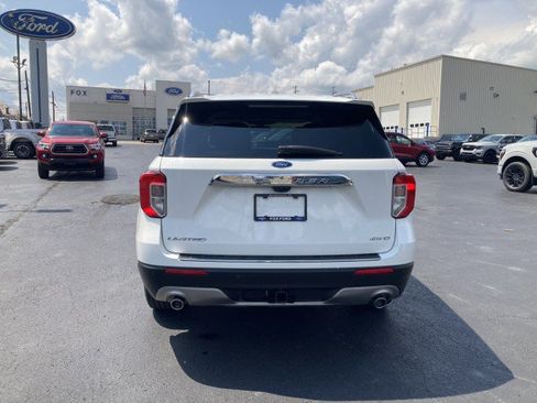 Certified 2022 Ford Explorer Limited w/ Equipment Group 301A AWD/4WD image 5