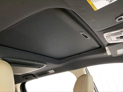 Used 2022 Toyota Sienna XLE w/ XLE Plus Package AWD/4WD image 22