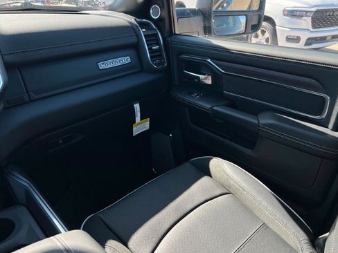 New 2026 RAM 3500 Laramie w/ Max Tow Package AWD/4WD image 10