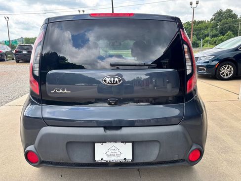 Used 2014 Kia Soul + w/ Audio Package FWD image 3