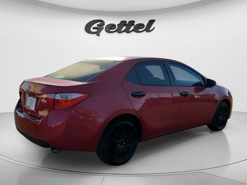 Used 2015 Toyota Corolla LE image 3