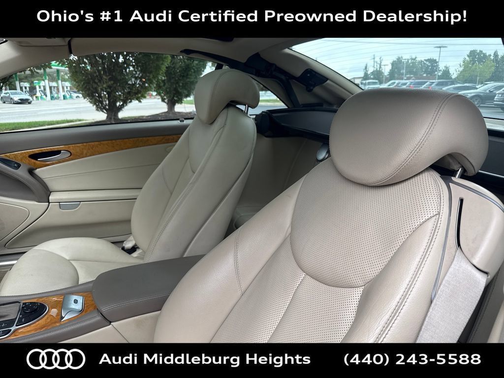 Used 2007 Mercedes-Benz SL 550 image 9
