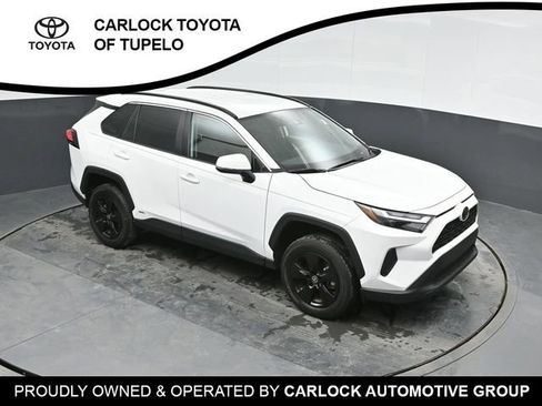 Used 2025 Toyota RAV4 XLE image 31