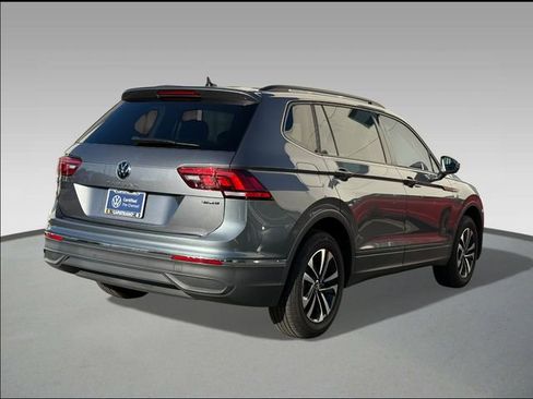 Used 2024 Volkswagen Tiguan S image 4