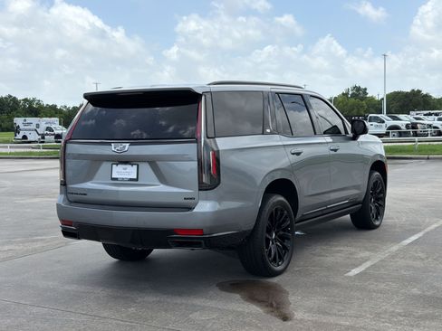 Used 2024 Cadillac Escalade Sport Platinum w/ LPO, ONYX Package AWD/4WD image 9