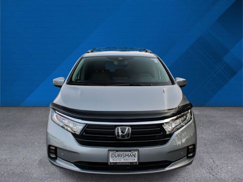 Certified 2024 Honda Odyssey Touring image 4