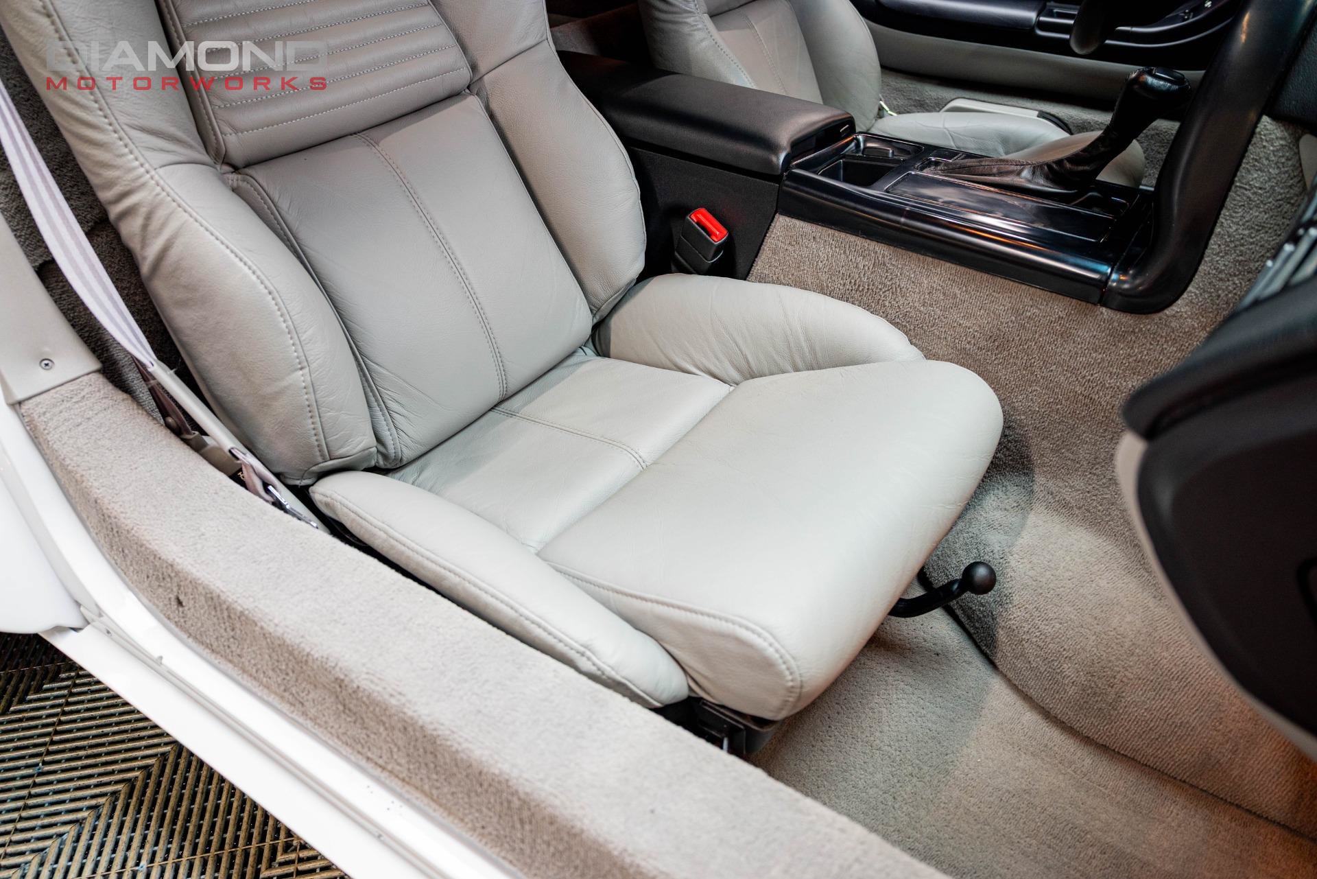 Used 1995 Chevrolet Corvette Coupe RWD image 89