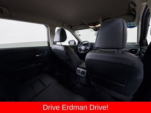 Used 2025 Nissan Rogue SL FWD image 29