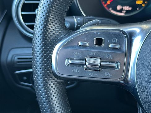 Certified 2022 Mercedes-Benz GLC 300 image 27