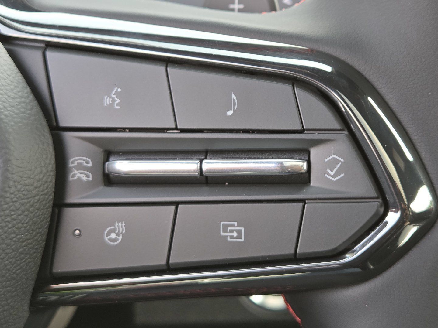 New 2026 Chevrolet Traverse RS AWD/4WD image 36
