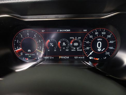 Used 2021 Ford Mustang Shelby GT500 w/ Technology Package RWD image 30
