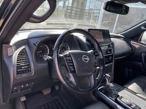 Used 2023 Nissan Armada SL w/ Midnight Edition Package AWD/4WD image 7