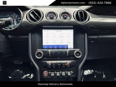 Used 2021 Ford Mustang Shelby GT500 w/ Carbon Fiber Track Pack RWD image 29