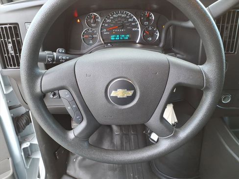 Used 2024 Chevrolet Express 2500 w/ Driver Convenience Package image 26