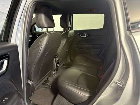 New 2026 Jeep Compass Limited AWD/4WD image 19