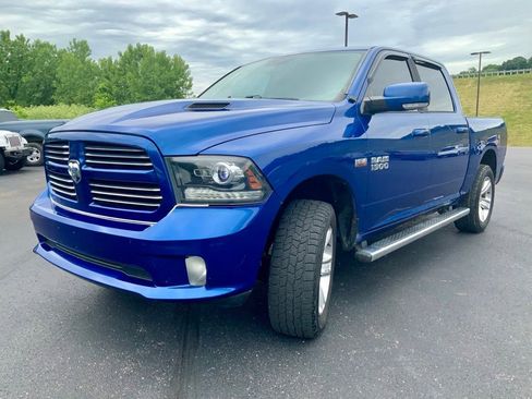 Used 2016 RAM 1500 Sport w/ Sport Premium Group AWD/4WD image 4