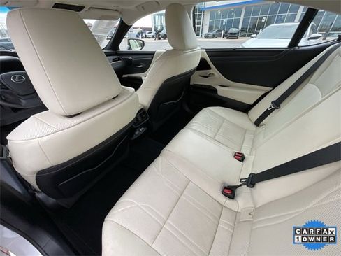 Used 2022 Lexus ES 350 Ultra Luxury image 17