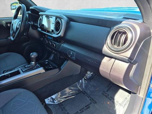 Certified 2017 Toyota Tacoma TRD Sport RWD image 22