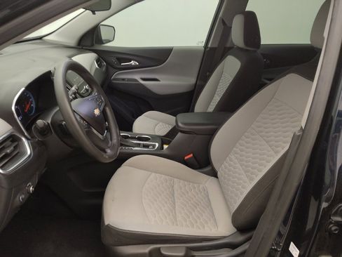 Used 2020 Chevrolet Equinox LS image 17