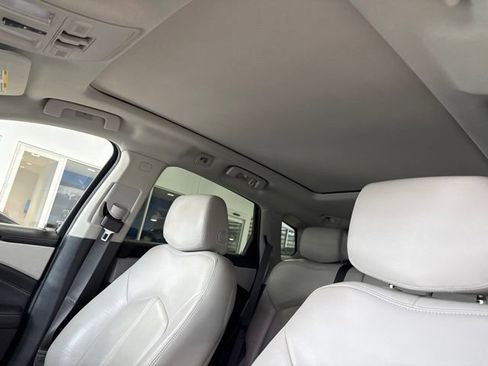 Used 2014 Cadillac SRX Luxury FWD image 12