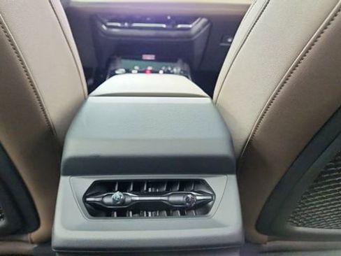 Used 2025 Audi A6 e-tron Premium w/ Convenience Package image 50