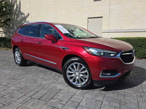 Used 2019 Buick Enclave Premium w/ Experience Buick Package image 32