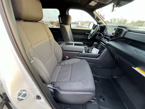 New 2025 Toyota Tundra SR5 w/ SR5 Convenience Package image 29