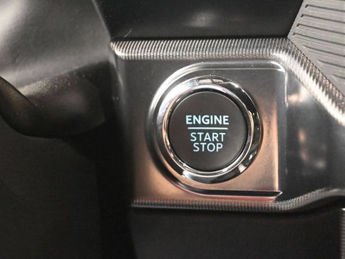 Used 2024 Ford F150 Platinum w/ Equipment Group 702A High AWD/4WD image 25