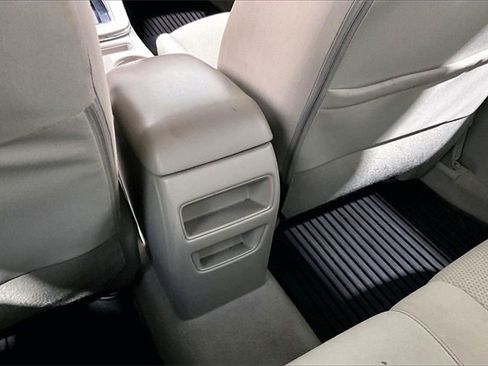 Used 2014 Nissan Sentra S image 10