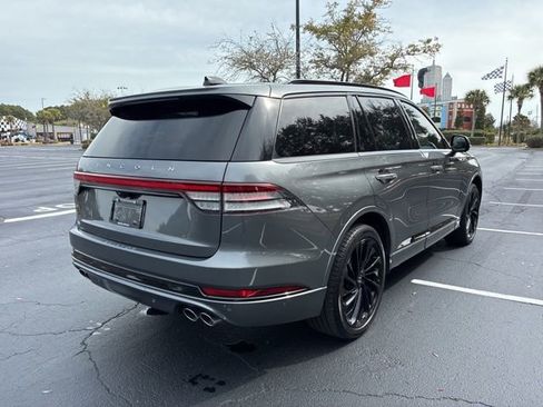 Certified 2025 Lincoln Aviator Reserve w/ Equipment Group 201A image 3