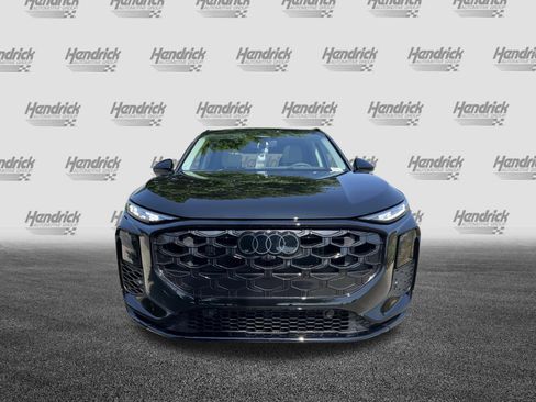 New 2026 Audi Q3 quattro 2.0T AWD/4WD image 3