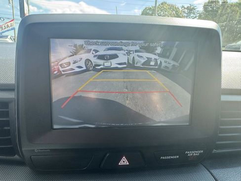 Used 2020 Hyundai Veloster 2.0 FWD image 15