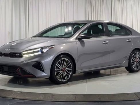 Used 2023 Kia Forte GT w/ GT2 Package image 5