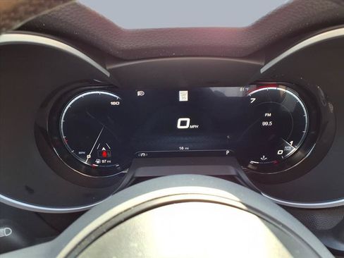 New 2025 Alfa Romeo Stelvio Sprint AWD/4WD image 13