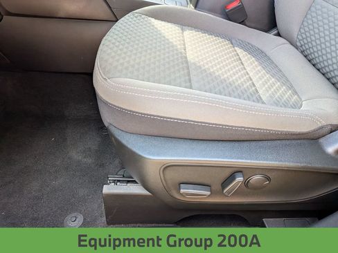Used 2022 Ford Escape SE w/ SE Sport Appearance Package FWD image 16