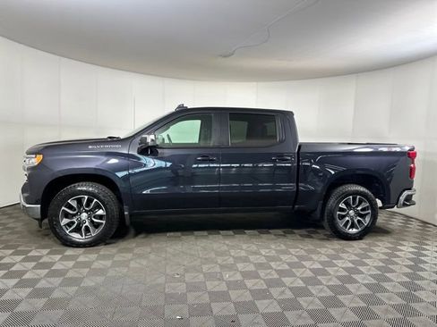 Used 2024 Chevrolet Silverado 1500 LT image 6