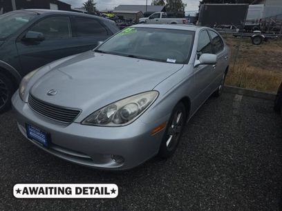 Used 2005 Lexus ES 330 w/ DVD Navigation System Pkg
