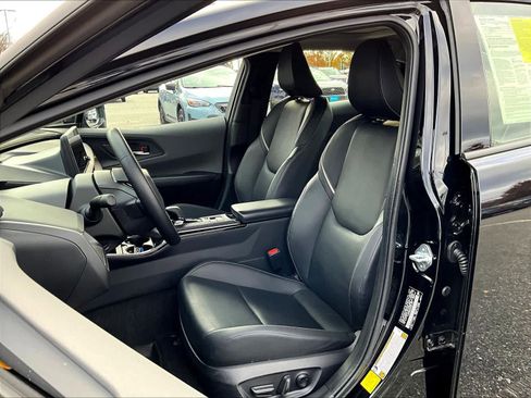 Used 2024 Toyota Prius Limited image 10