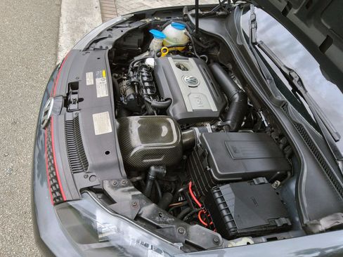 Used 2014 Volkswagen GTI Wolfsburg Edition FWD image 41