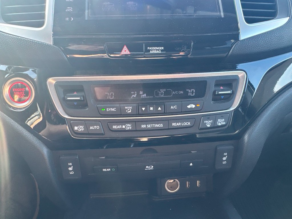 Used 2018 Honda Pilot Touring image 28