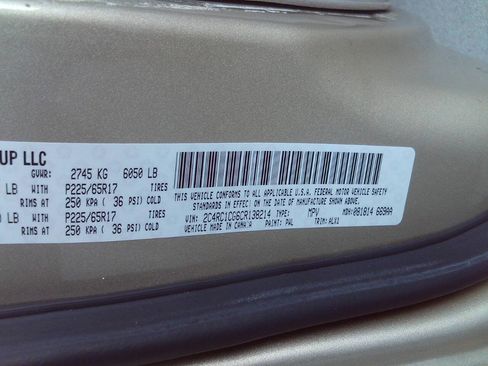 Used 2012 Chrysler Town & Country Touring-L w/ Entertainment Group #2 image 31