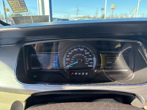 Used 2016 Ford Taurus SEL w/ Equipment Group 201A image 18